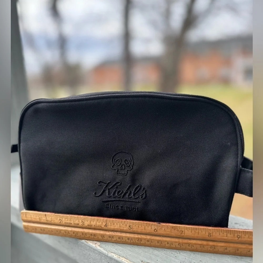 KIEHL’S x Kate Aries Moross Limited Edition Toiletry Black Travel BAG ONLY NWT
